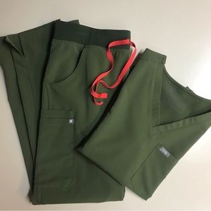 FIGS Dark Olive Catarina/Kade scrub set